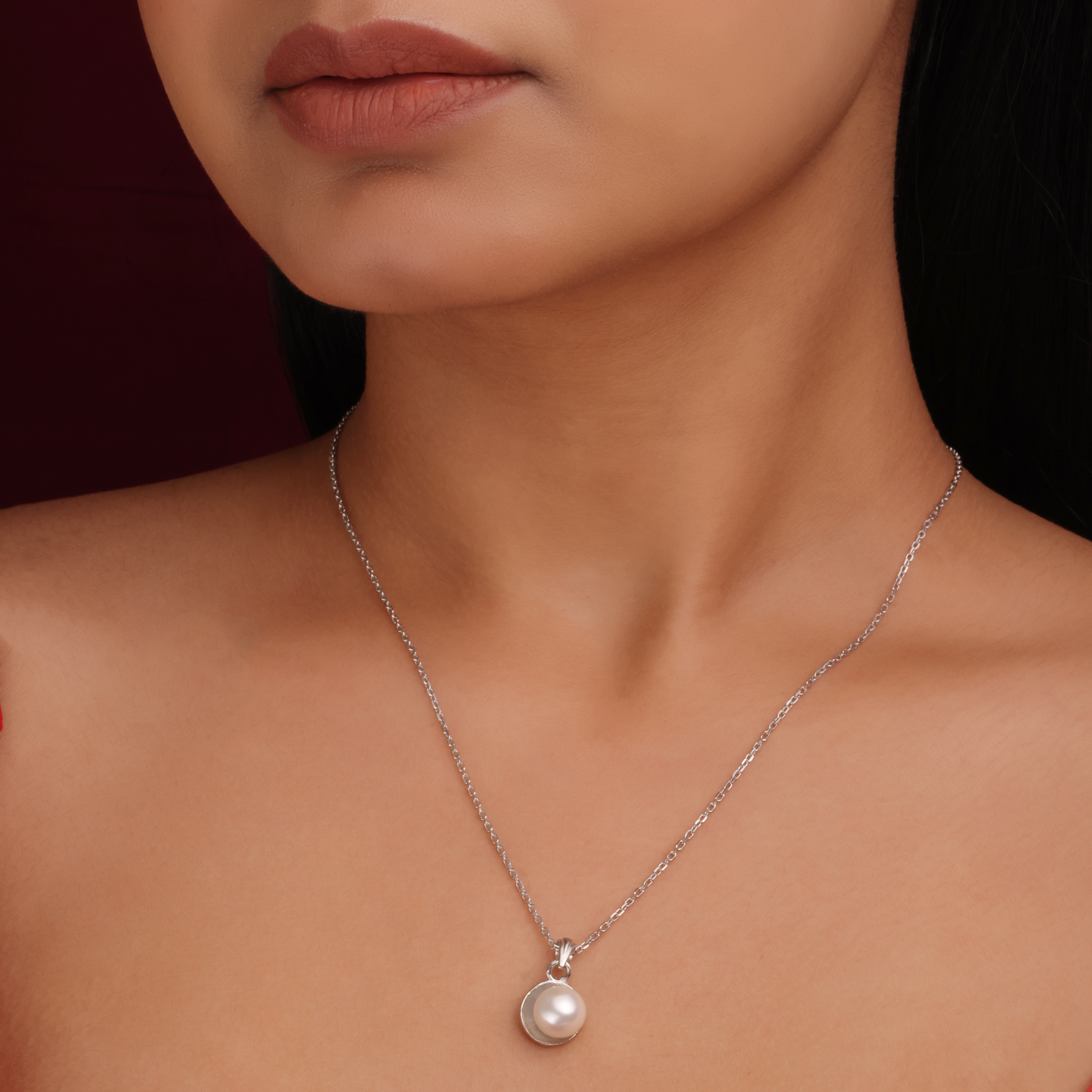 Pearl Drop Chain Pendant